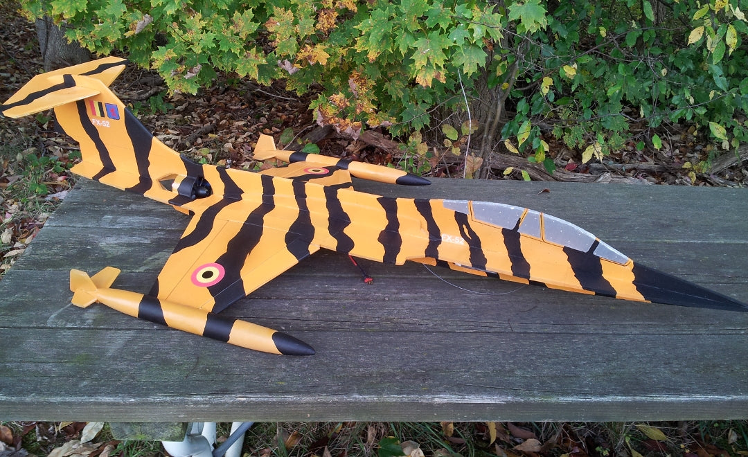 F-104 "Tent Peg" Profile Model Kit