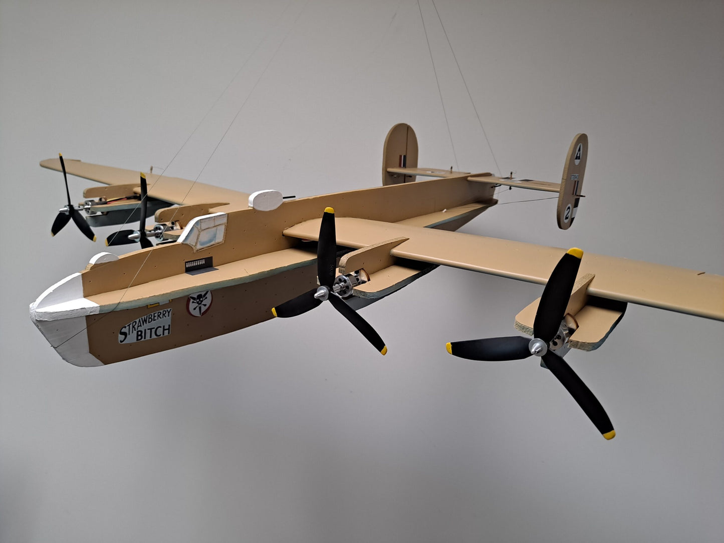 47" B-24 "Liberator" Profile Model Kit