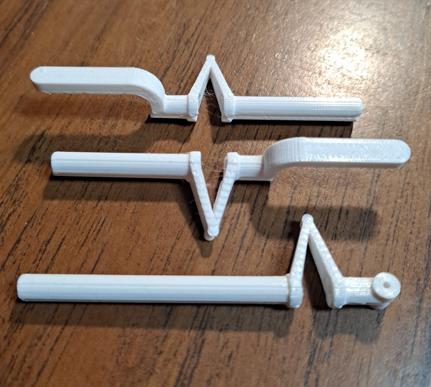 3D-printed STRUT COVERS for Fun Scale Models P-40 or P-38