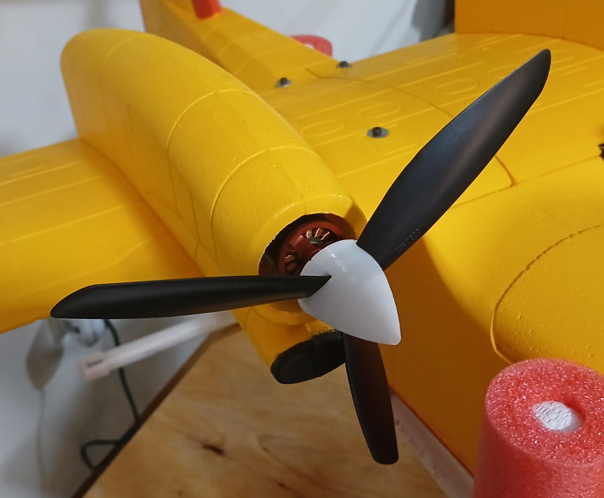 32mm 3-blade Spinner for 8x4 propeller