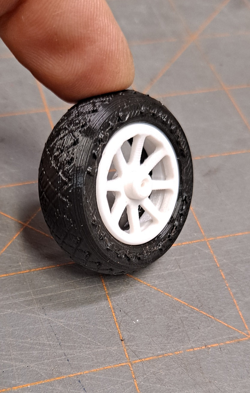 3D-printed Wheels & Parts for the Fun Scale Models B-24 LIBERATOR