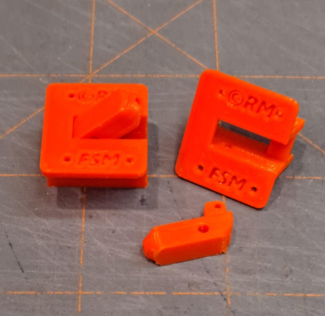 MICRO MECHANICAL RETRACTS - small and light